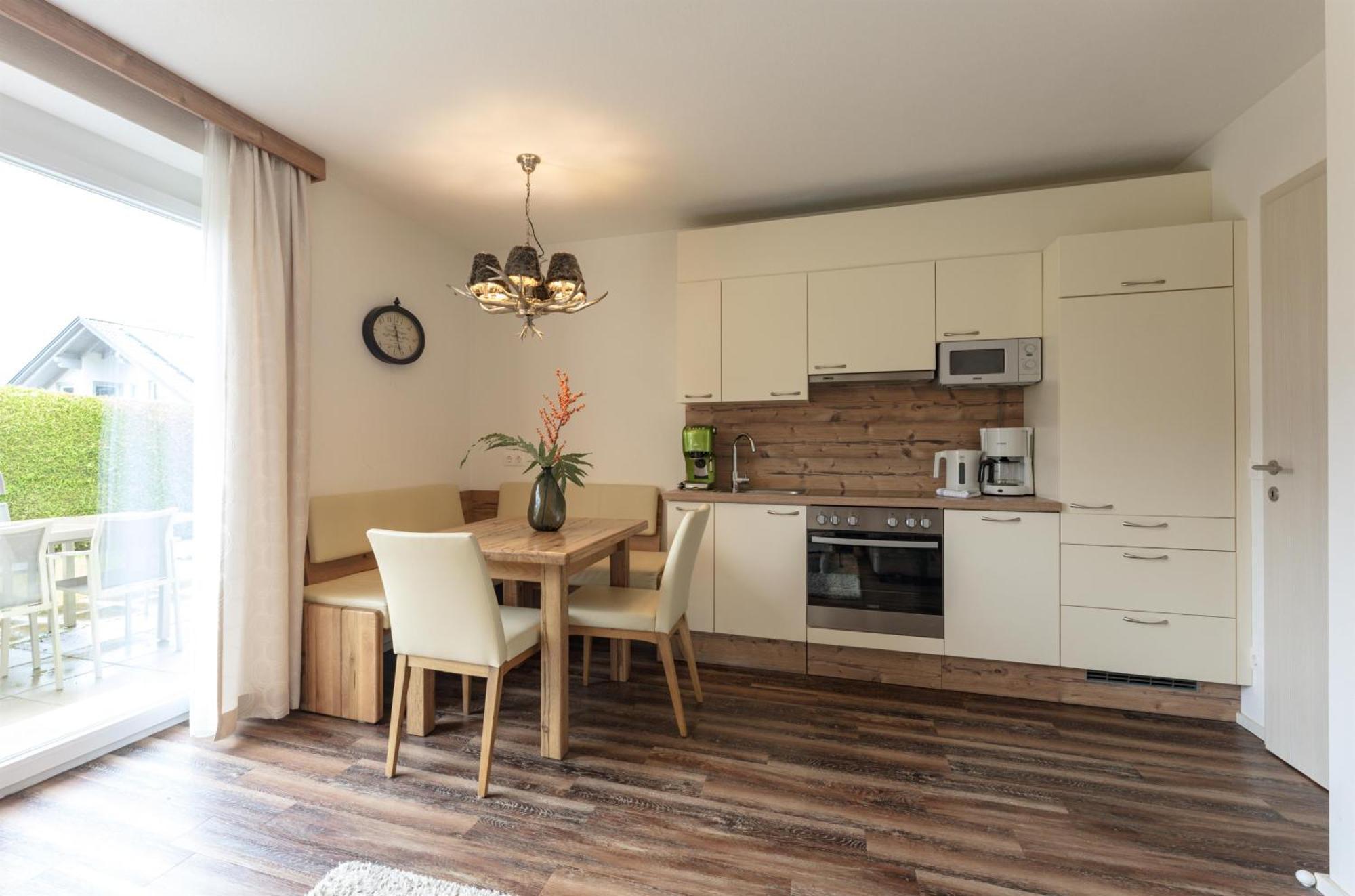 Appartmenthaus Martina By Schladming-Appartements ภายนอก รูปภาพ